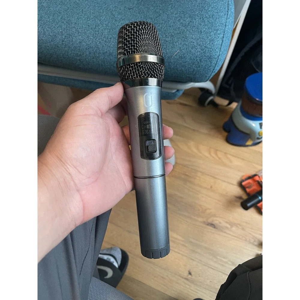 uhf wireless microphone , Good Condition